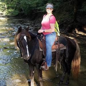 Meet your Posher, Julie